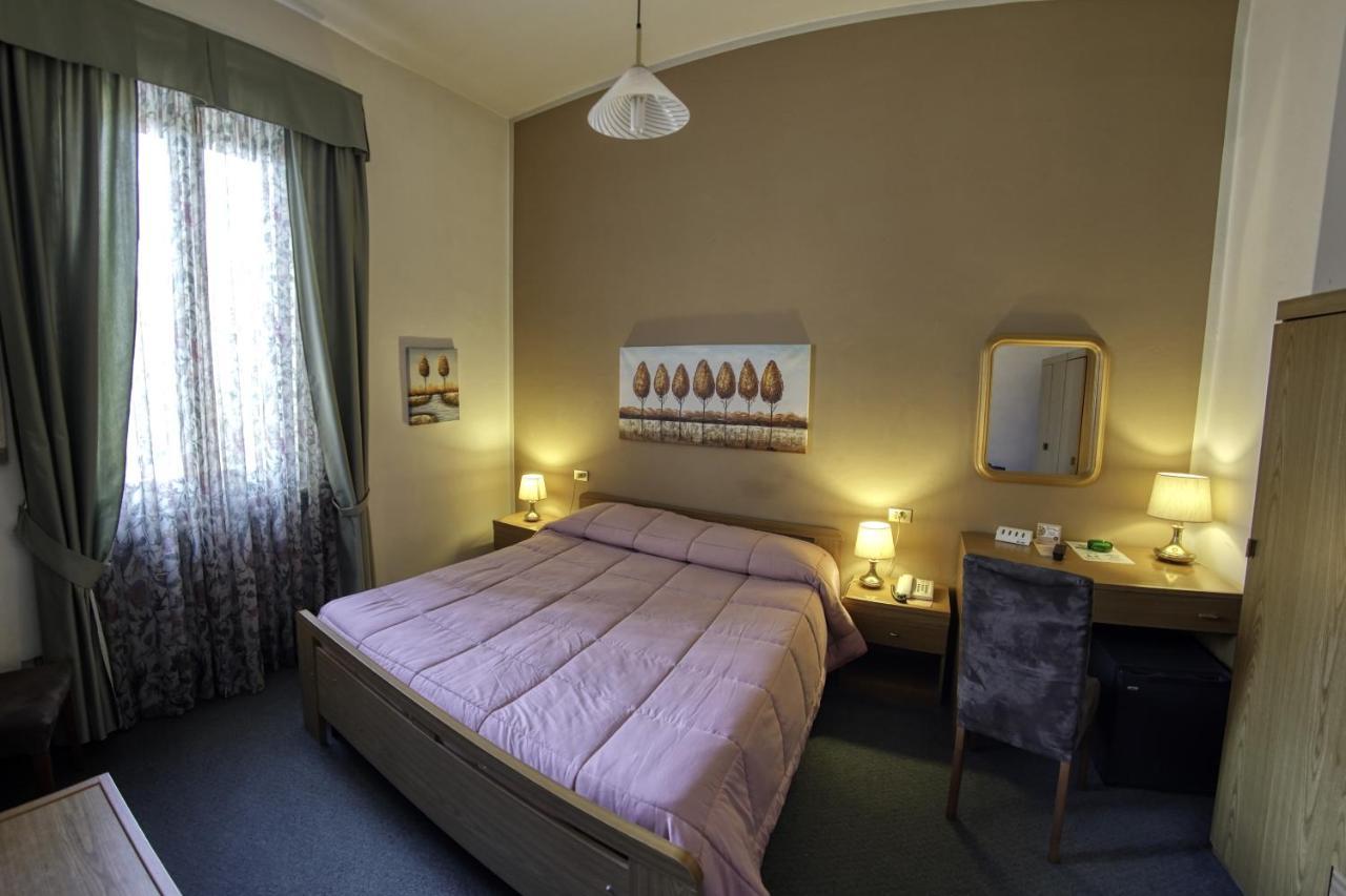 Hotel Continentale Arezzo Exteriör bild